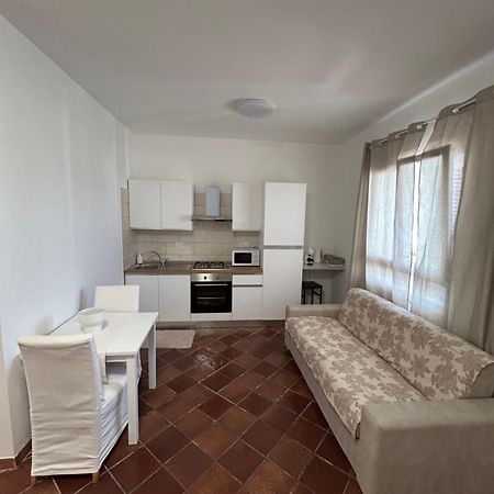 Fly & Stay Apartments ฟิวมิชีโน ภายนอก รูปภาพ